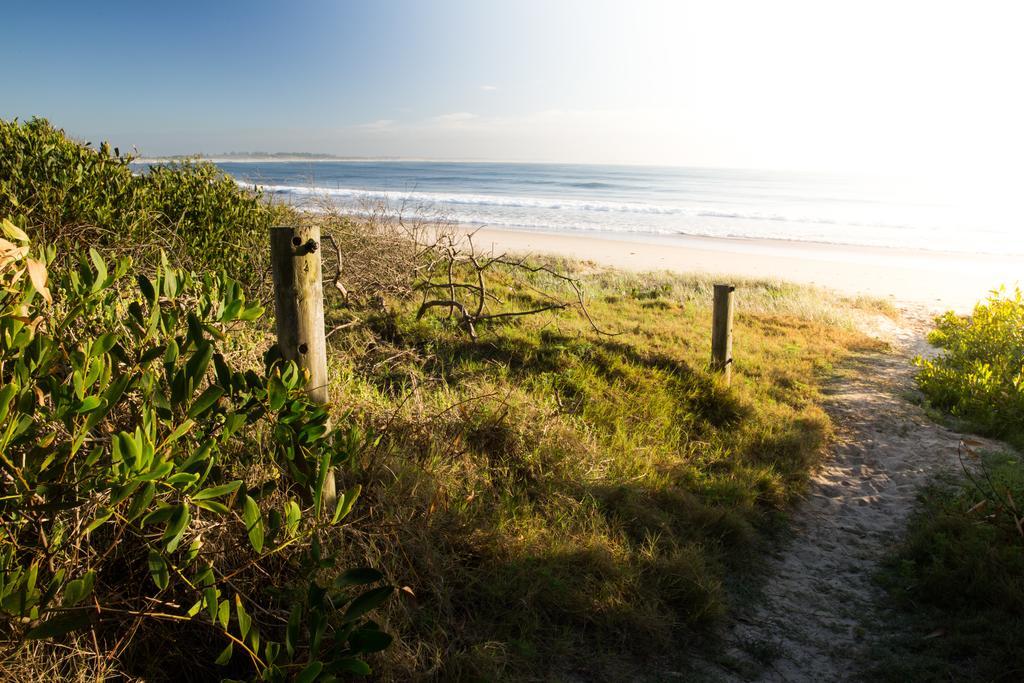 Hotel Nrma Stockton Beach Holiday Park Esterno foto